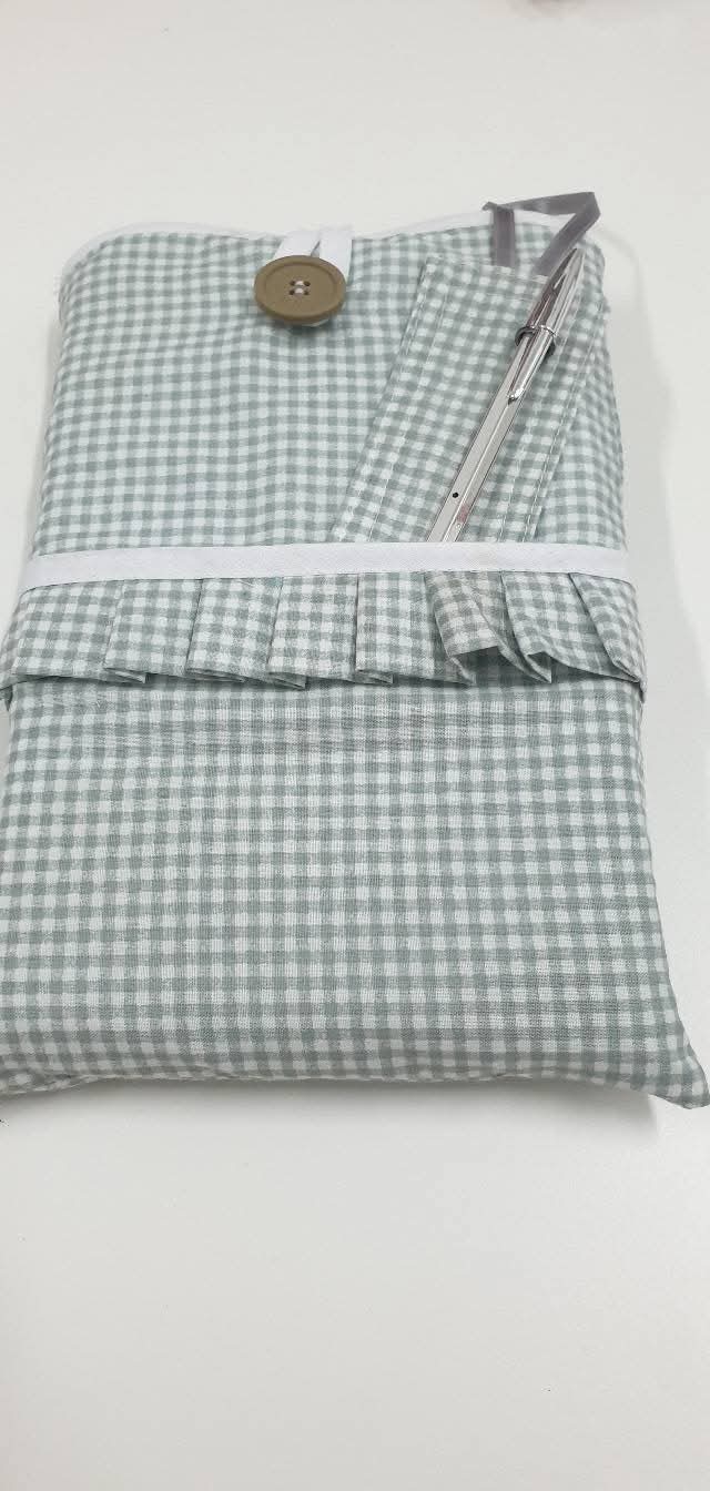 Funda Libro (15€) - Imagen 2